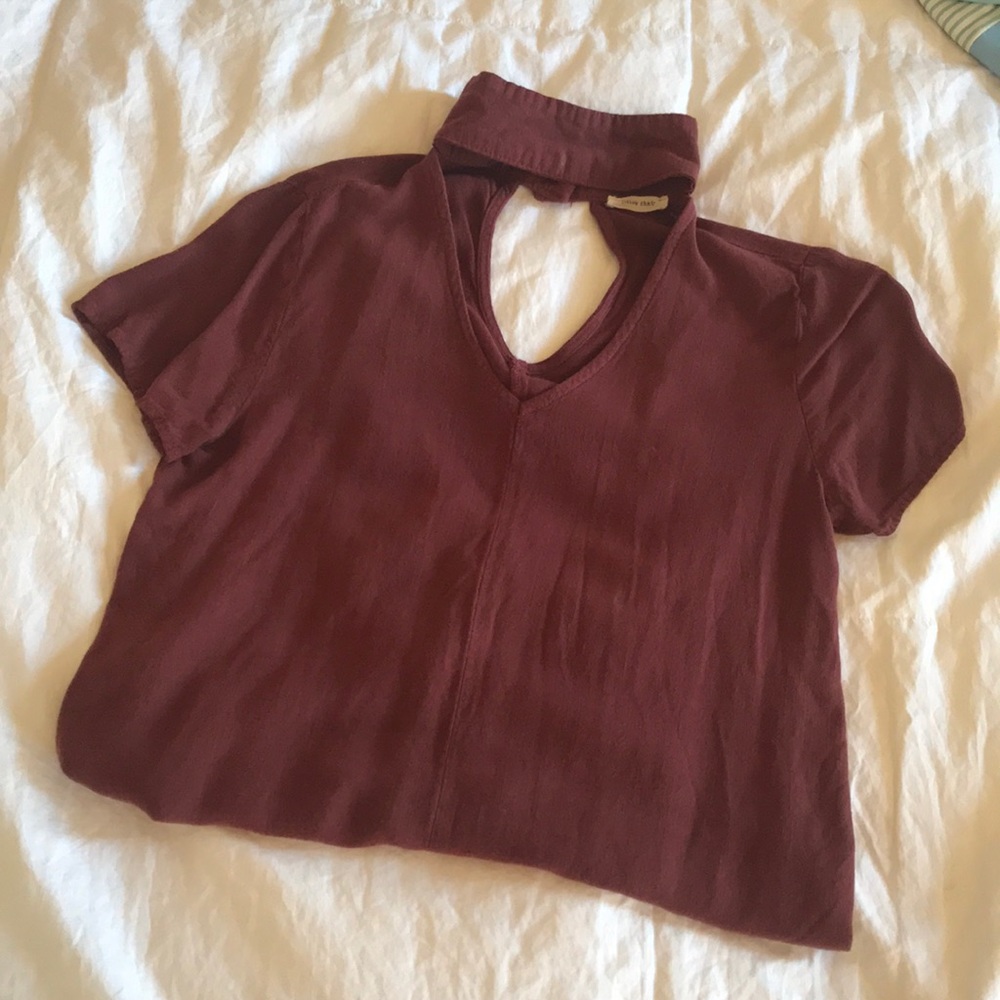 Collar v-neck shirt